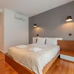 Flh Elegant With Pool & Balcony Апартаменты *