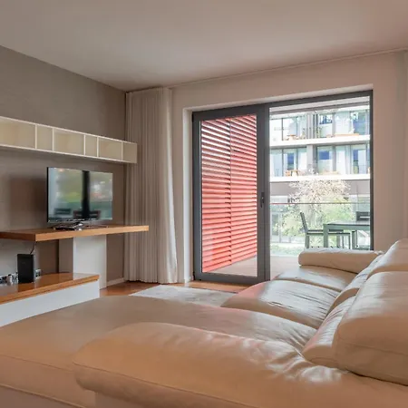 Апартаменты Flh Elegant With Pool & Balcony *