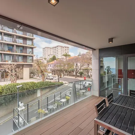 Flh Elegant With Pool & Balcony