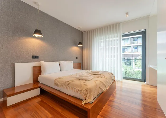 Flh Elegant With Pool & Balcony Appartement