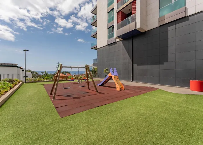 Flh Elegant With Pool & Balcony * Funchal (Madeira)