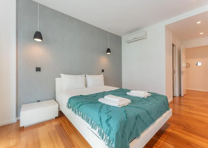 Flh Elegant With Pool & Balcony Funchal (Madeira)